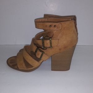 Mudd Strappy Heel Sandals 8.5